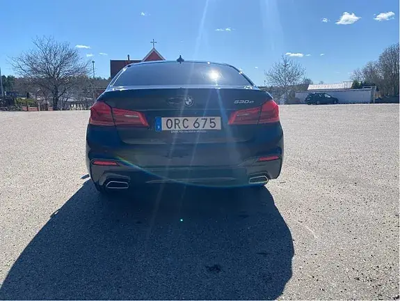 BMW 530E 2019 photo 2