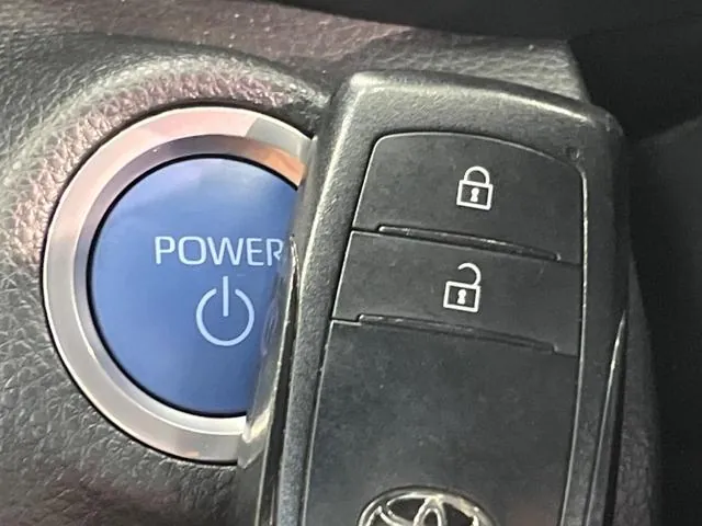 Toyota Yaris 2023 photo 5