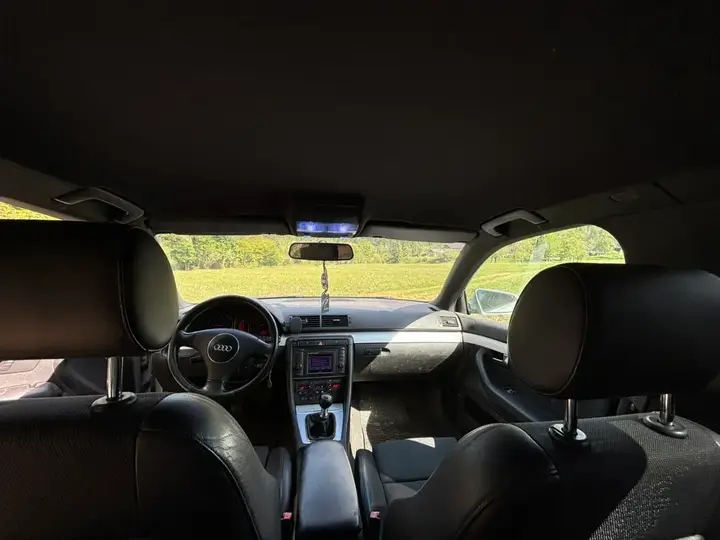Audi A4 2002 photo 3
