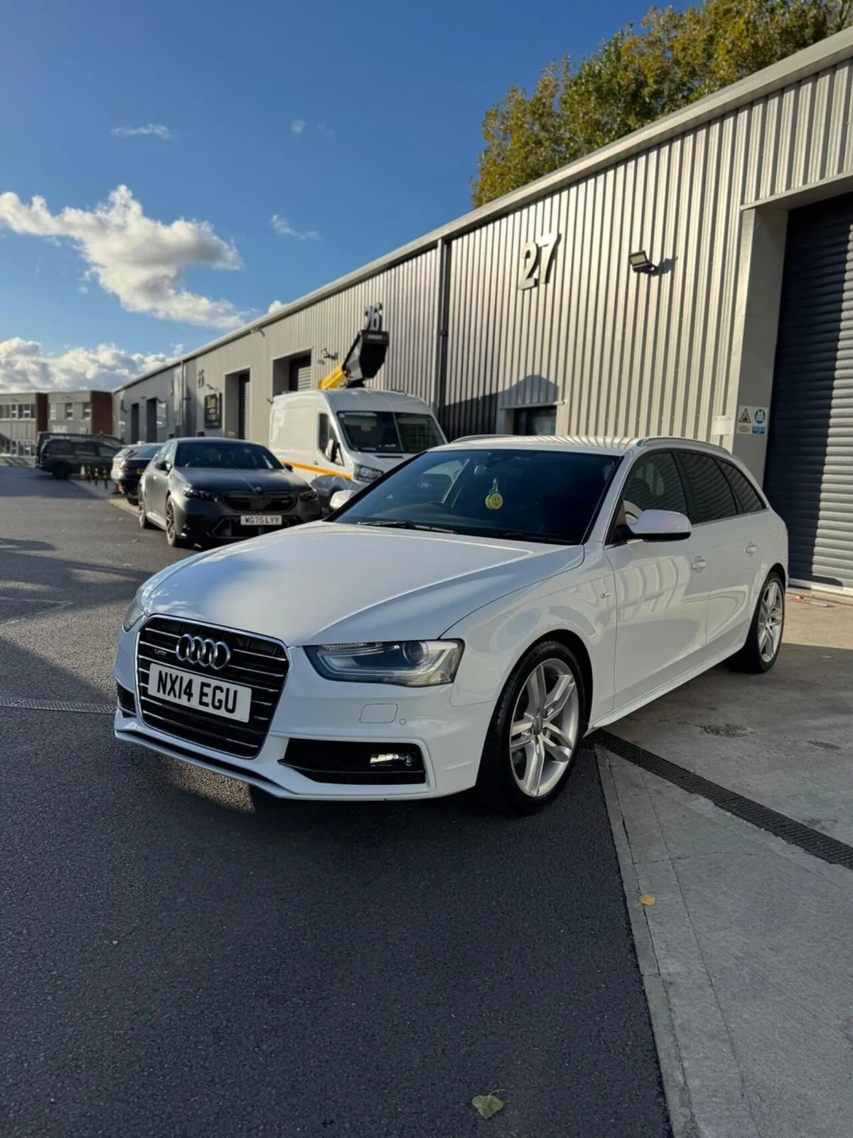 Audi A4 2014 photo 3