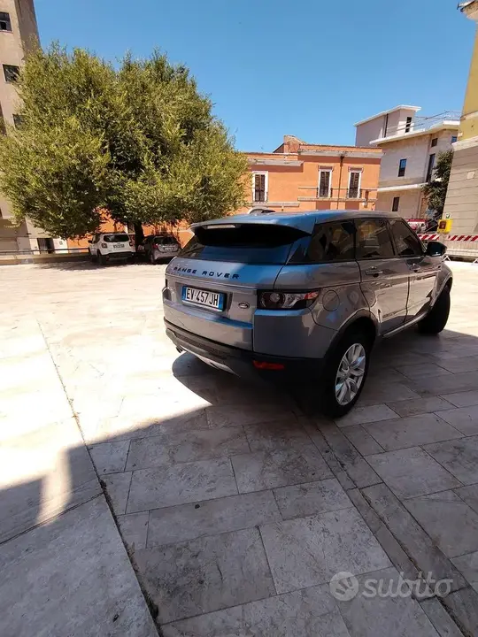 Land Rover Range Rover Evoque 2014 photo 2