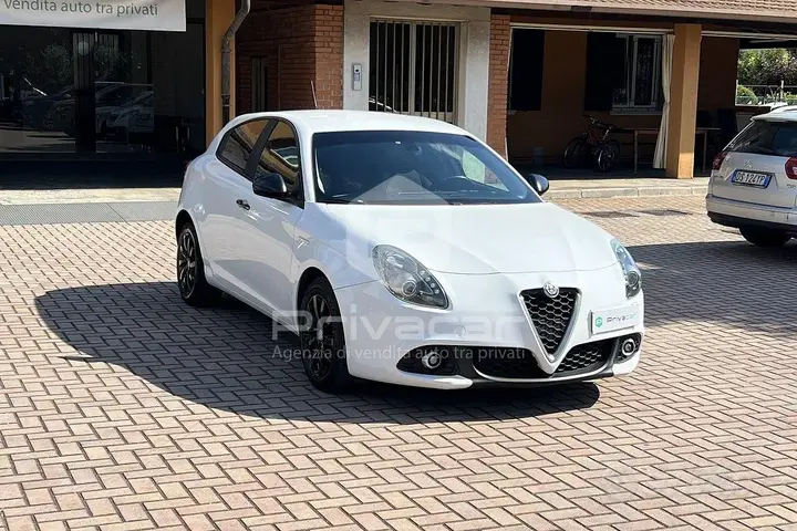 Alfa Romeo Giulietta 2018 photo 3