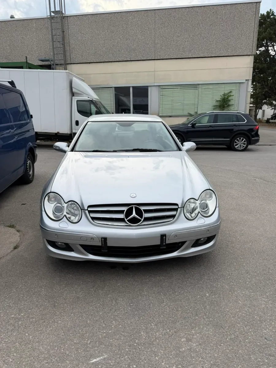 Mercedes-Benz Clk-Class