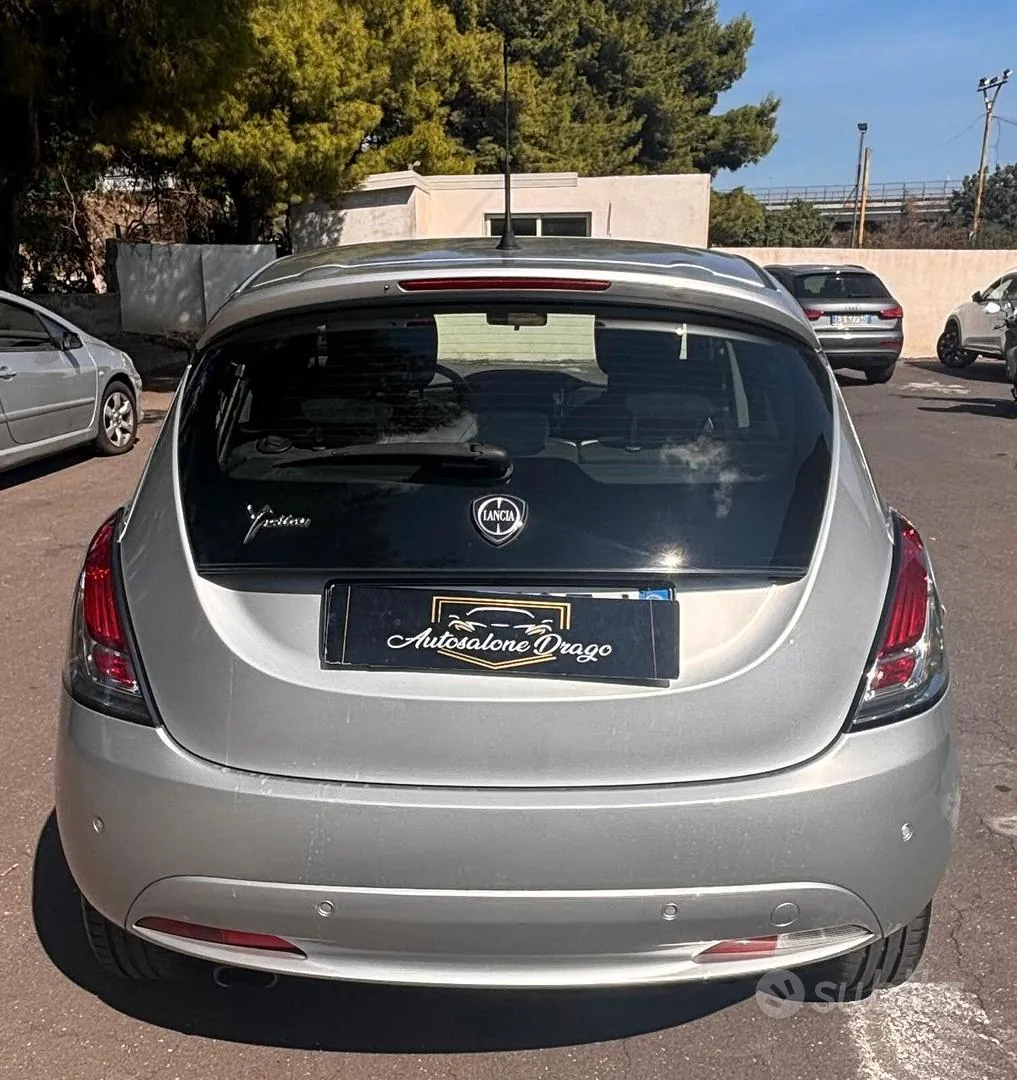 Lancia Ypsilon 2016 photo 4