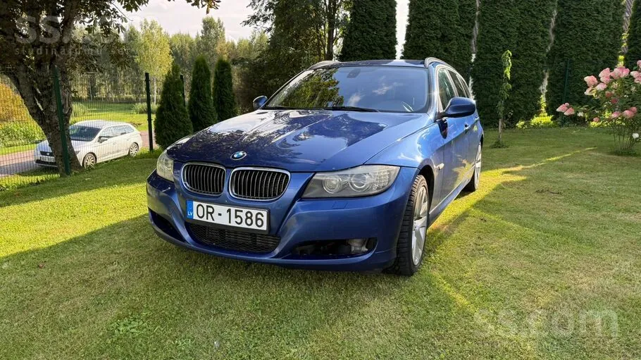 BMW 320