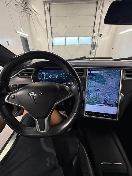 Tesla Model S 2016 photo 4