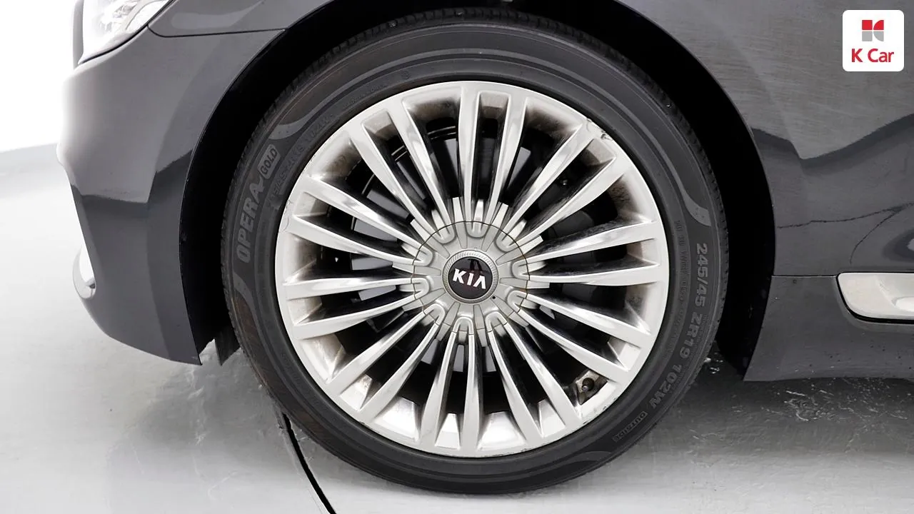 Kia K9 2021 photo 5