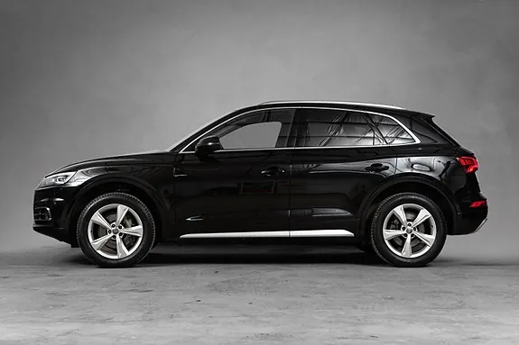 Audi Q5 2018 photo 2