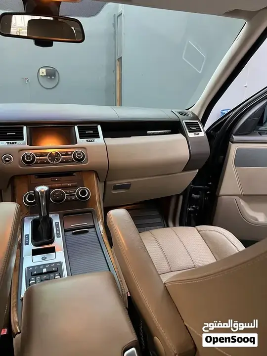 Land Rover Range Rover Sport 2013 photo 4