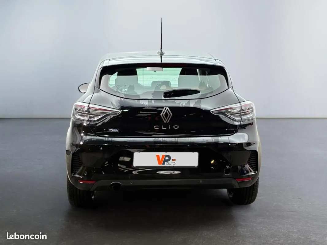Renault Clio 2025 photo 3
