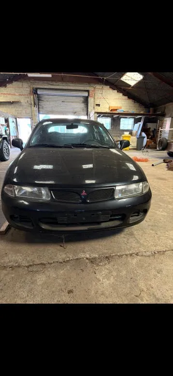 Mitsubishi Carisma