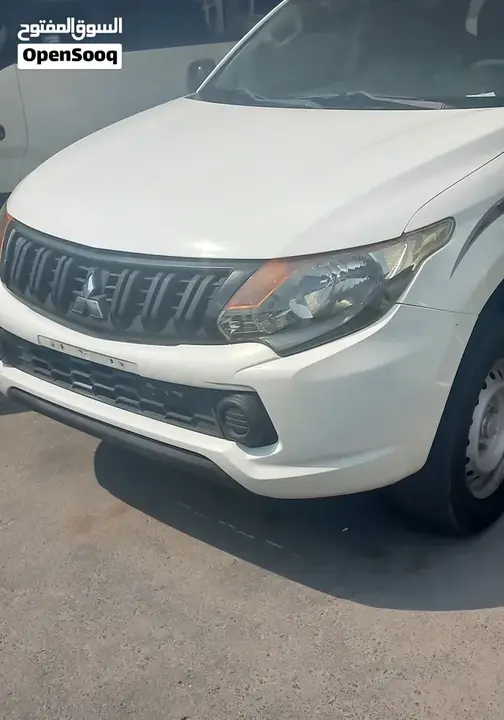 Mitsubishi L200 2017 photo 3