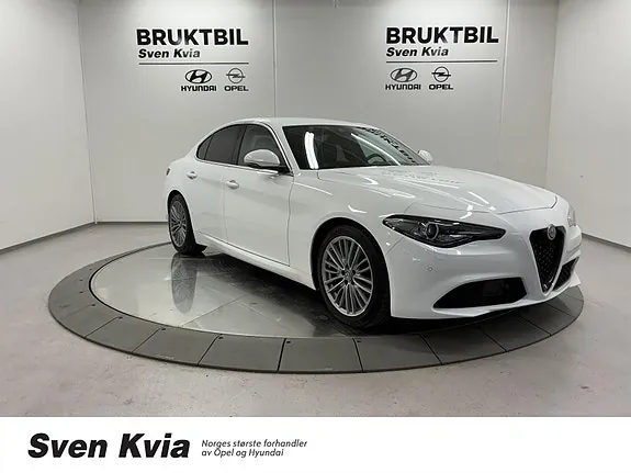 Alfa Romeo Giulia 2017 photo 3