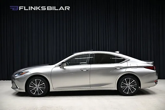 Lexus Es300H 2023 photo 2