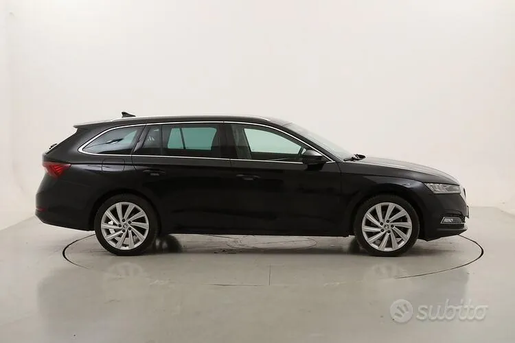 Skoda Octavia 2022 photo 3