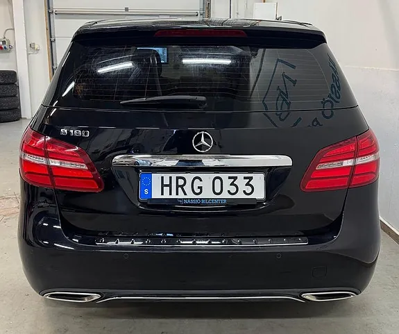 Mercedes-Benz B180