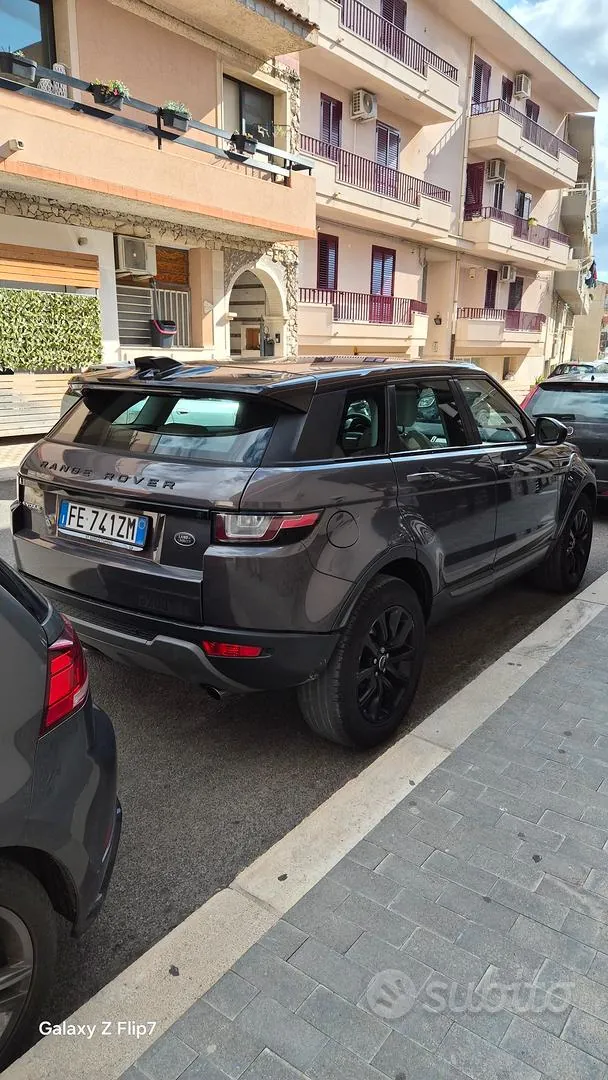 Land Rover Range Rover Evoque 2016 photo 3