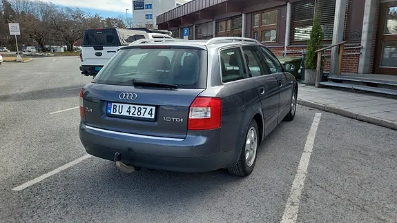 Audi A4 2002 photo 4