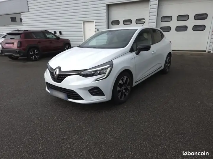 Renault Clio 2023 photo 5