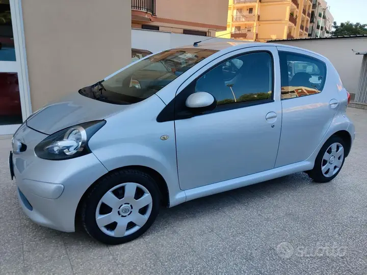 Toyota Aygo 2008 photo 3