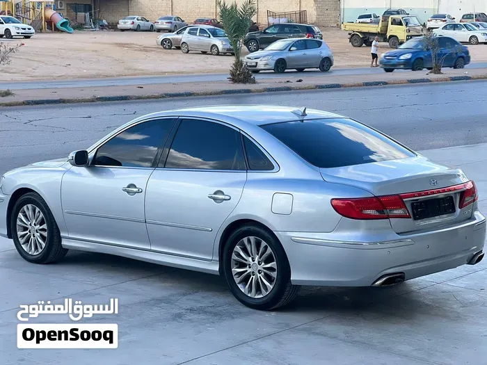 Hyundai Azera 2010 photo 2