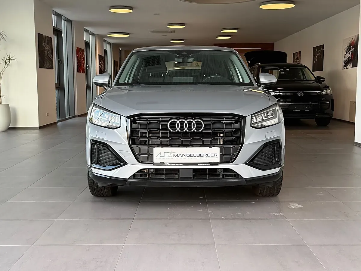 Audi Q2 2023 photo 2