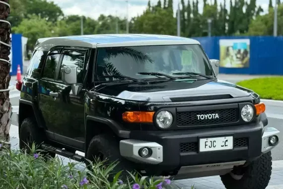 Toyota Fj Cruiser 2017 photo 2