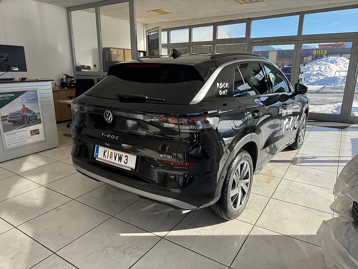 Volkswagen T-Roc 2025 photo 3