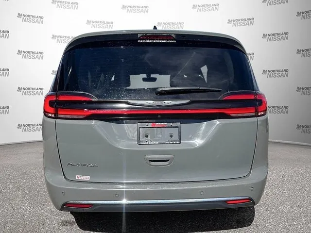 Chrysler Pacifica 2023 photo 4
