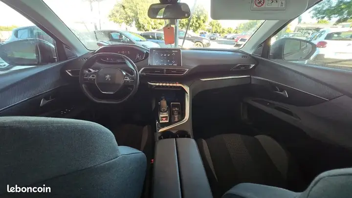Peugeot 3008 2021 photo 3