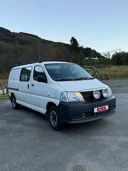 Toyota Hiace 2008 photo 3