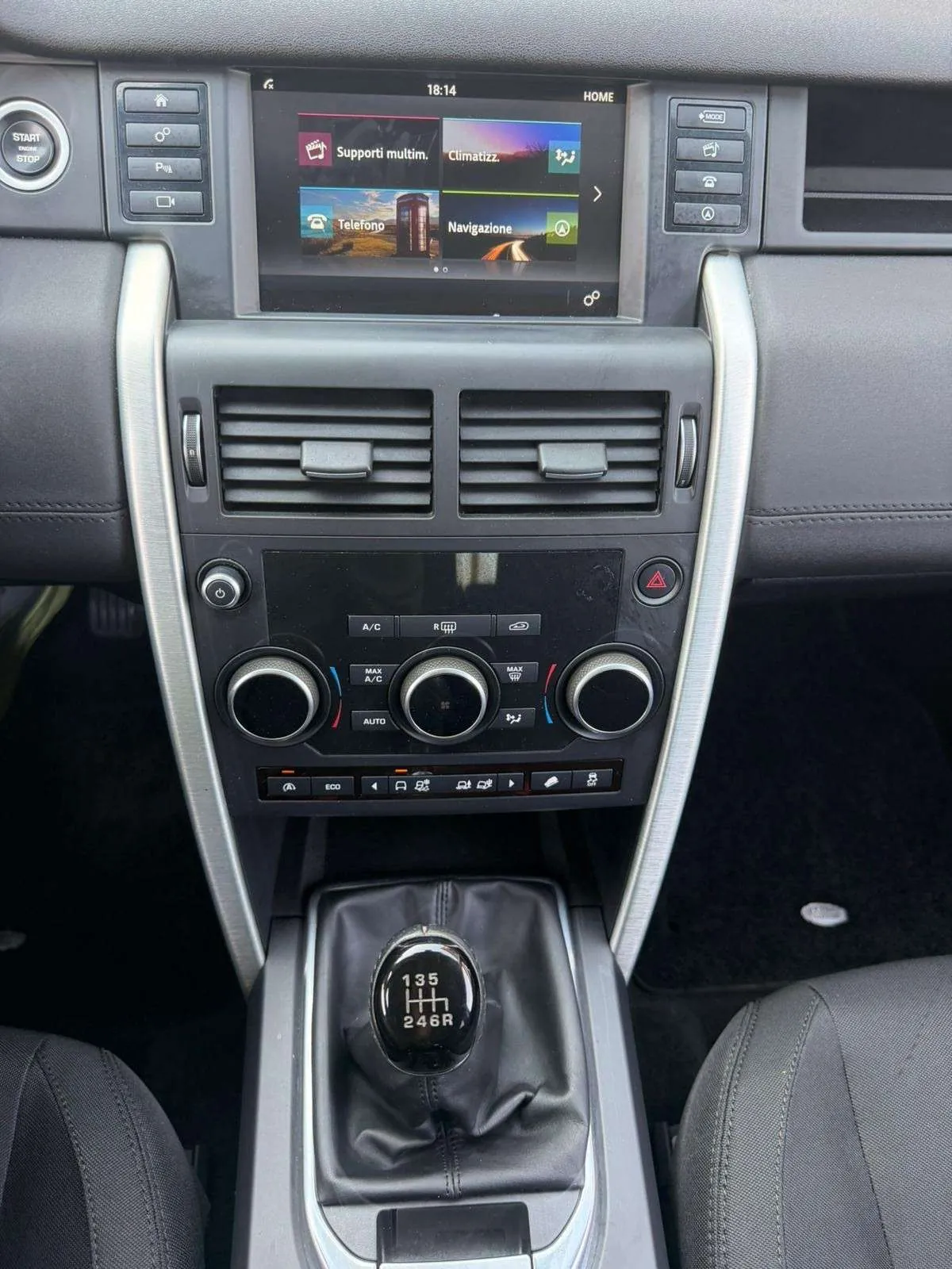 Land Rover Discovery Sport 2015 photo 5