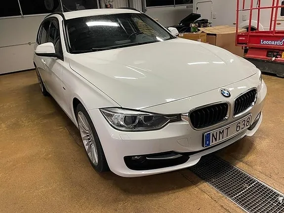 BMW 320D 2013 photo 2