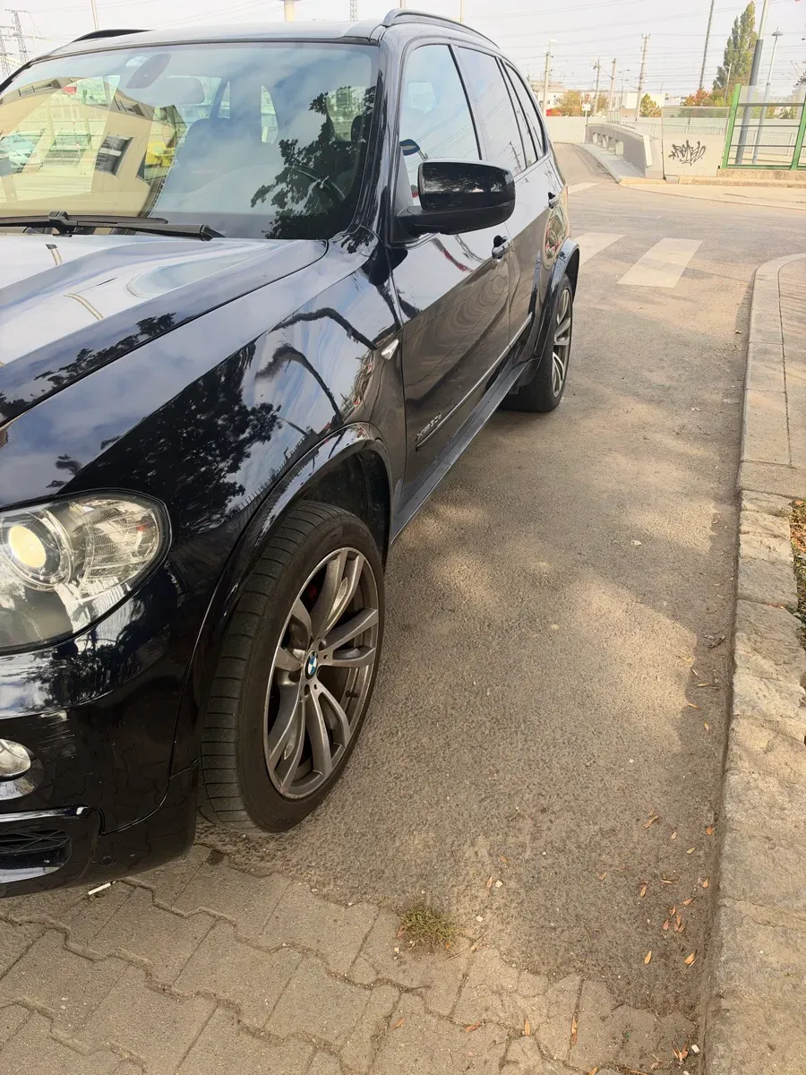 BMW X5 2009 photo 3