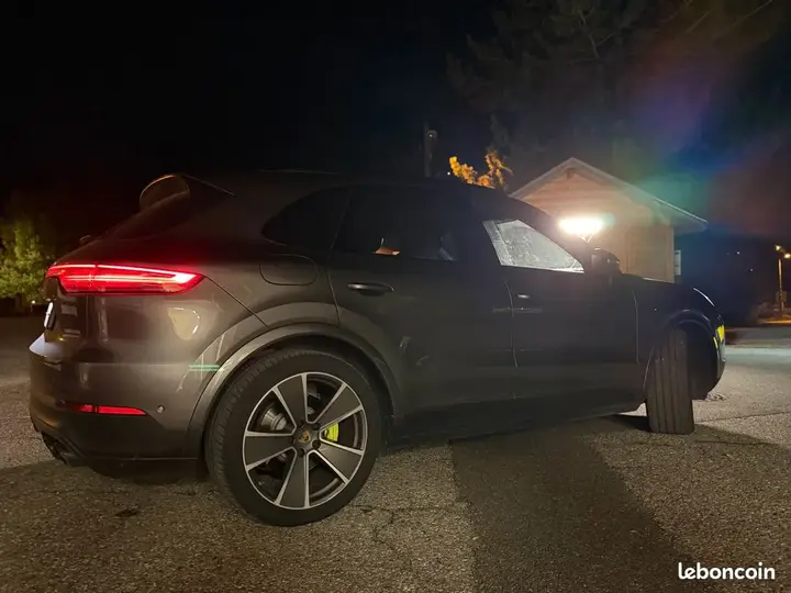 Porsche Cayenne 2022 photo 5