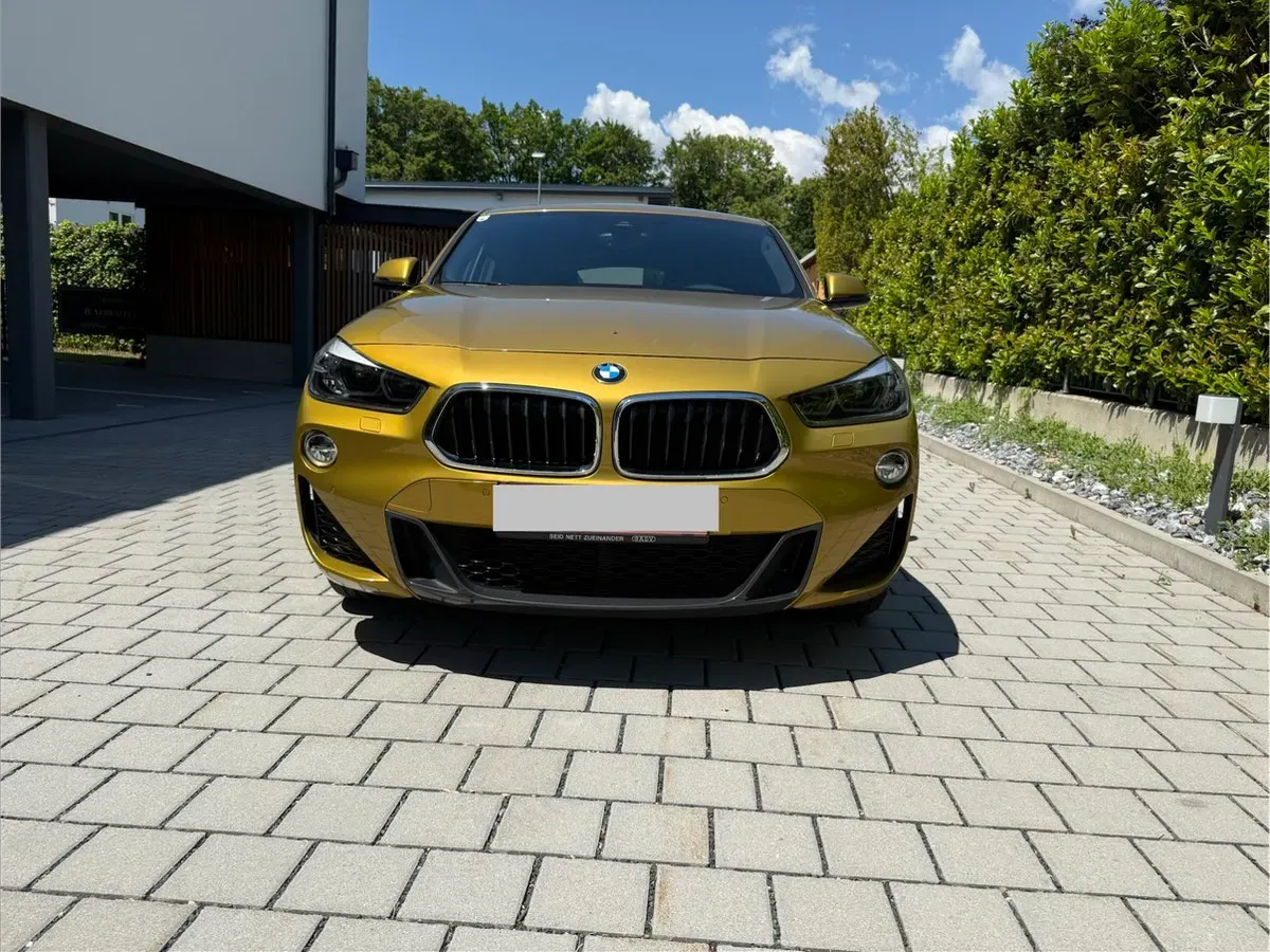 BMW X2