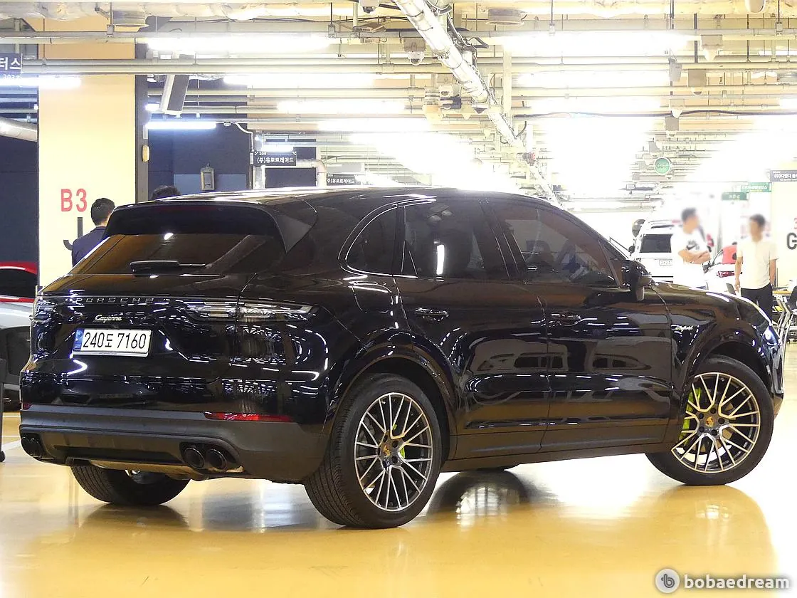 Porsche Cayenne 2022 photo 3