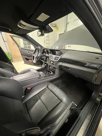 Mercedes-Benz E220 D 2011 photo 2