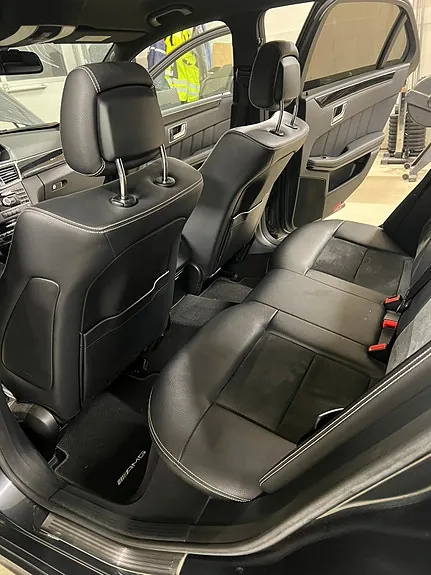 Mercedes-Benz E220 D 2011 photo 3