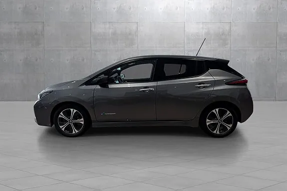 Nissan Leaf 2018 photo 2