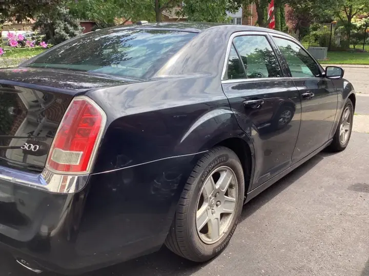 Chrysler 300 2013 photo 4