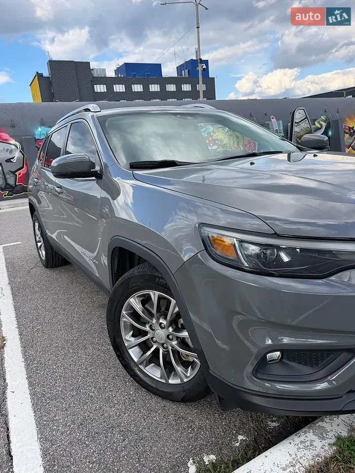 Jeep Cherokee 2020 photo 2
