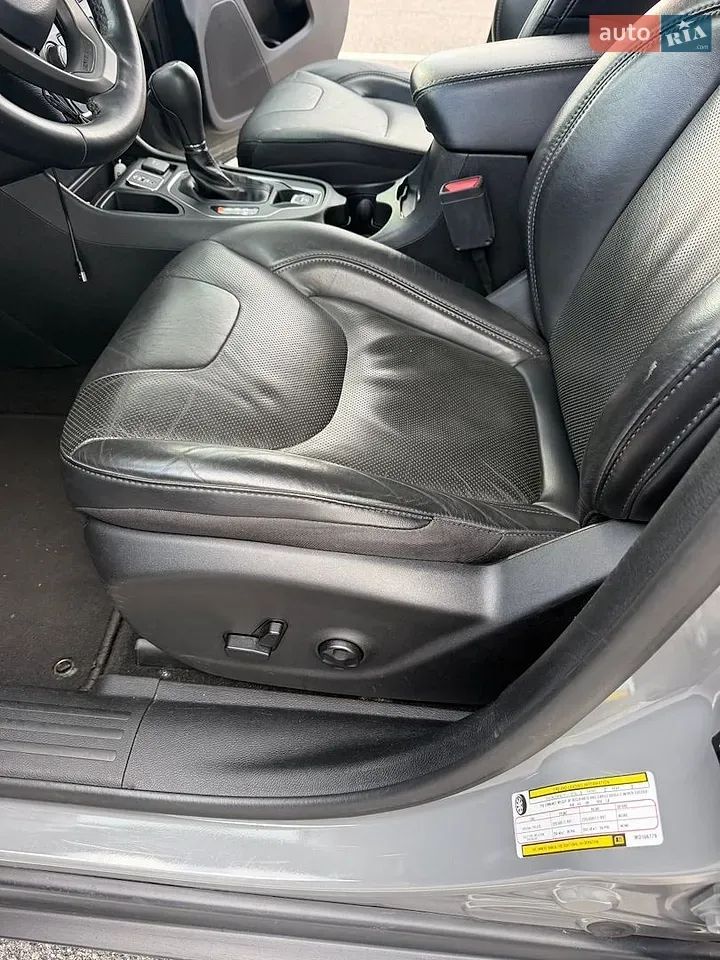 Jeep Cherokee 2020 photo 4