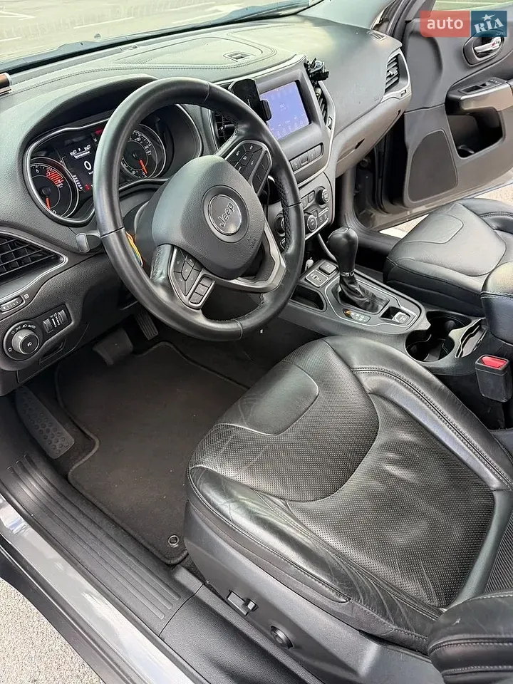 Jeep Cherokee 2020 photo 5