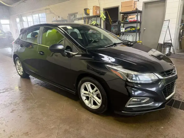 Chevrolet Cruze 2018 photo 3