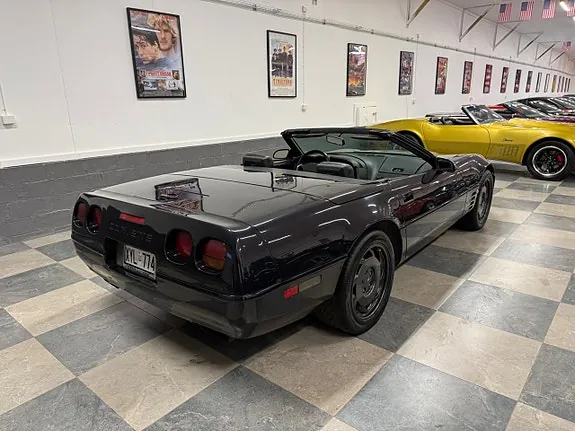 Chevrolet Corvette 1992 photo 4