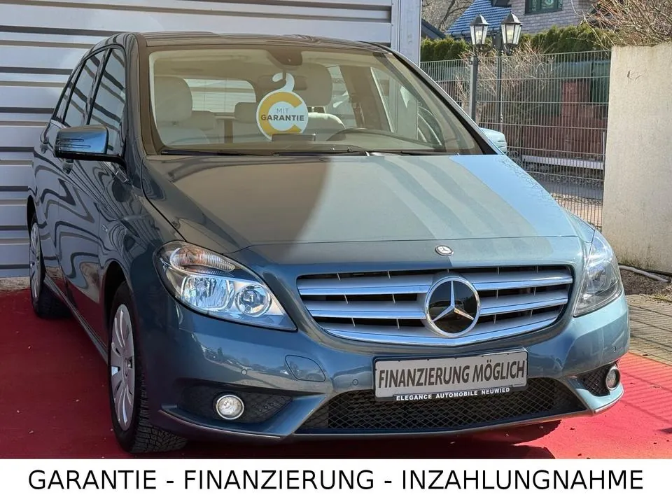 Mercedes-Benz B 200