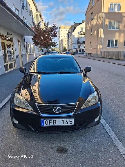 Lexus Is250