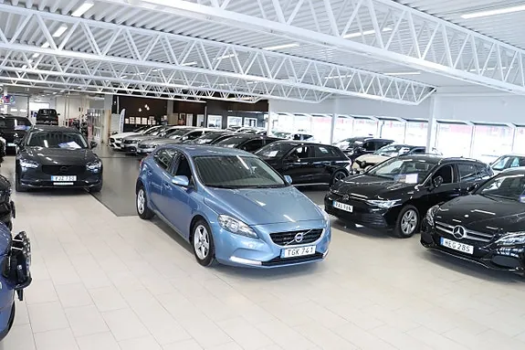Volvo V40 2015 photo 3