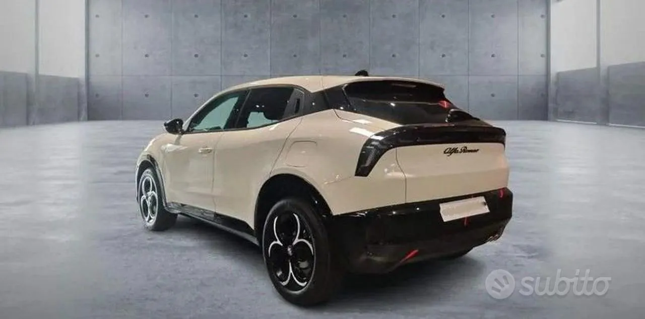 Alfa Romeo Junior 2026 photo 3